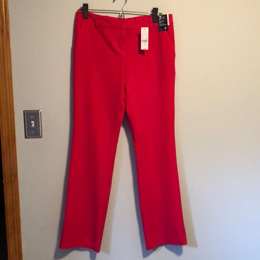 New York & Co Modern Fit Straight Leg Stretch 6P pant